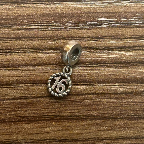 Pandora Sweet 16 Charm Retired - Picture 1 of 3